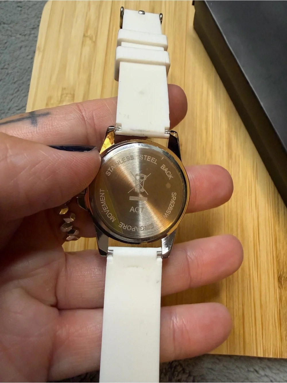 Avon Pretty Floral Wristwatch